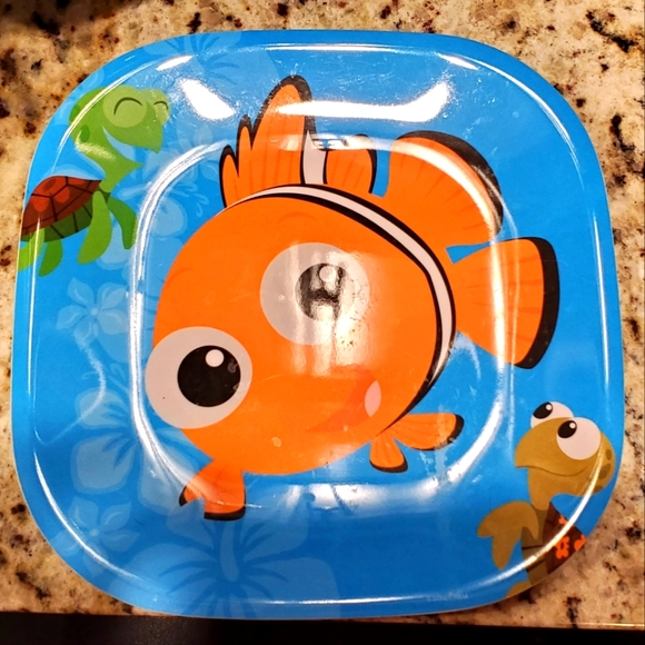 Disney Other 2 Disney Plates Poshmark